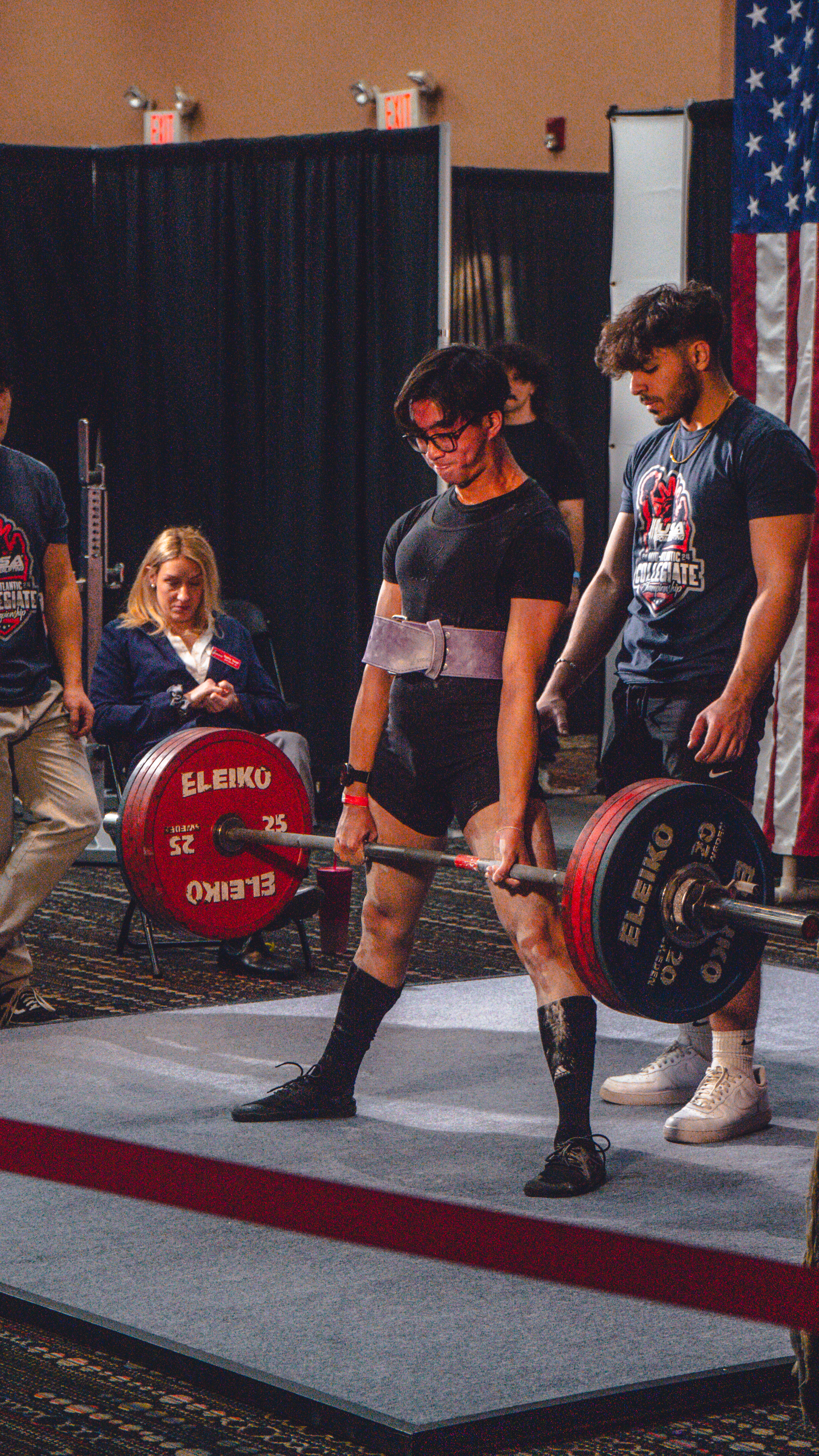 Jerlin deadlifting 480 lbs at a meet